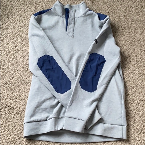Under Armour Other - Under Armour pullover